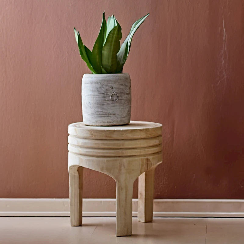 Tabouret rond en bois sculpté, naturel / marron foncé / noir, une place