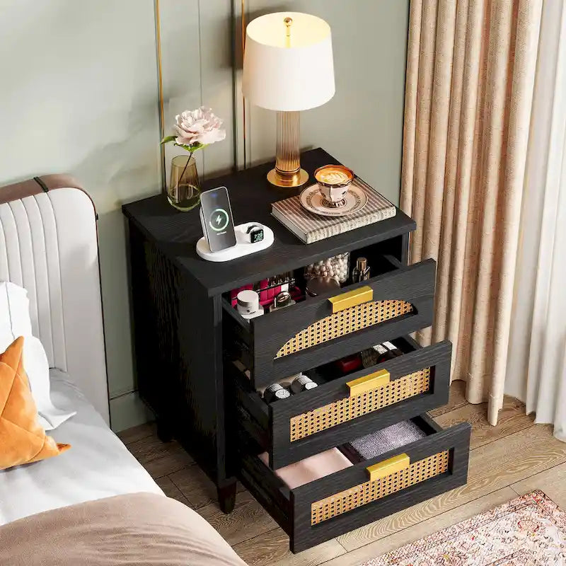 Table de chevet à 3 tiroirs vert/noir avec accents en rotin, 1-2 personnes